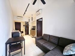 d'Nest (D18), Condominium #573887821